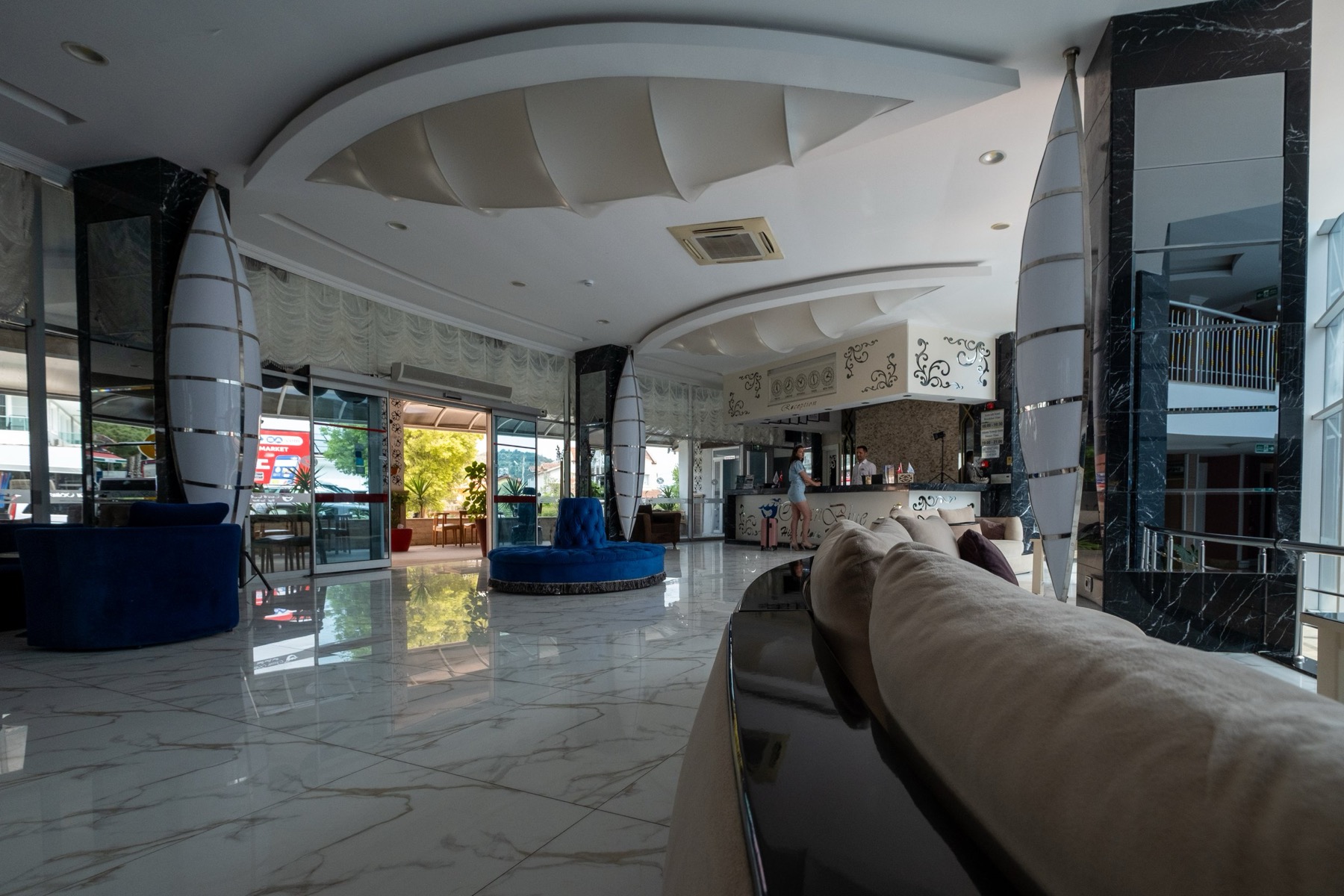 Otel — 14
