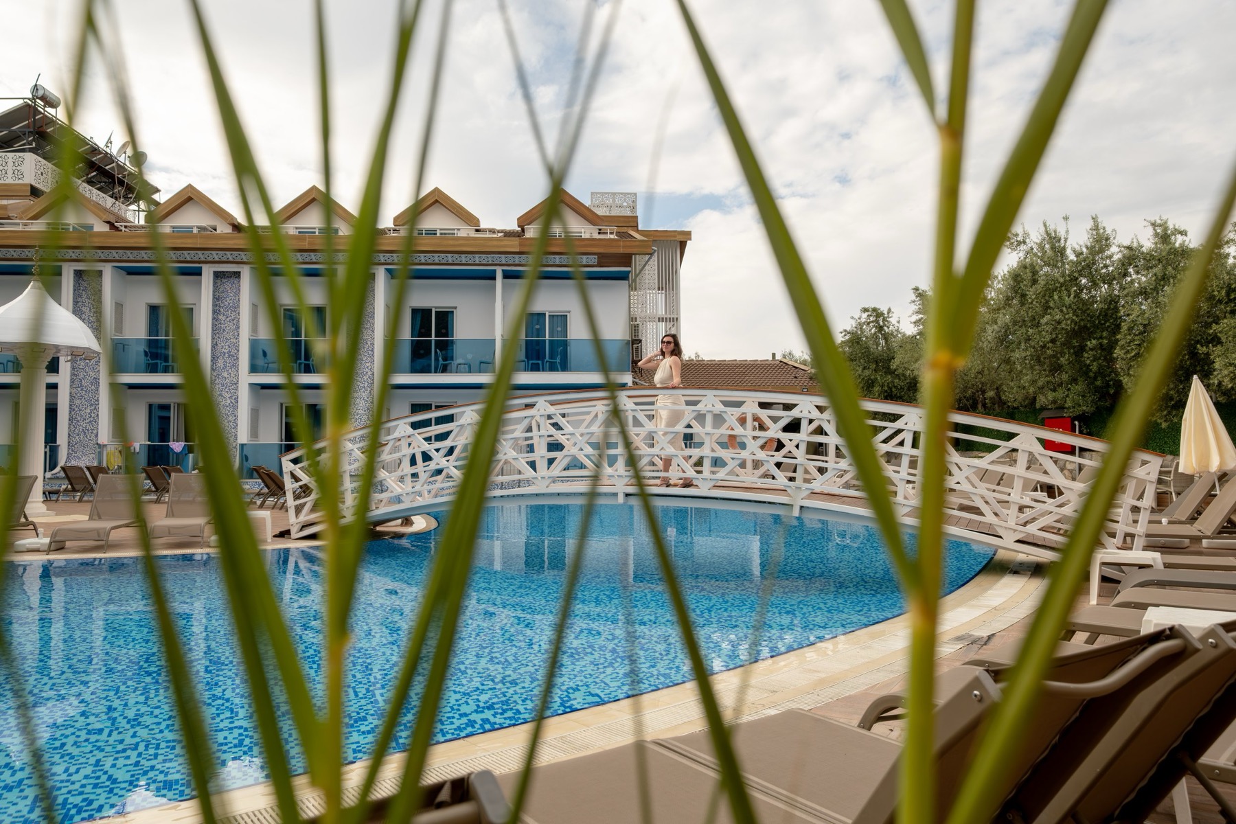 Otel — 25