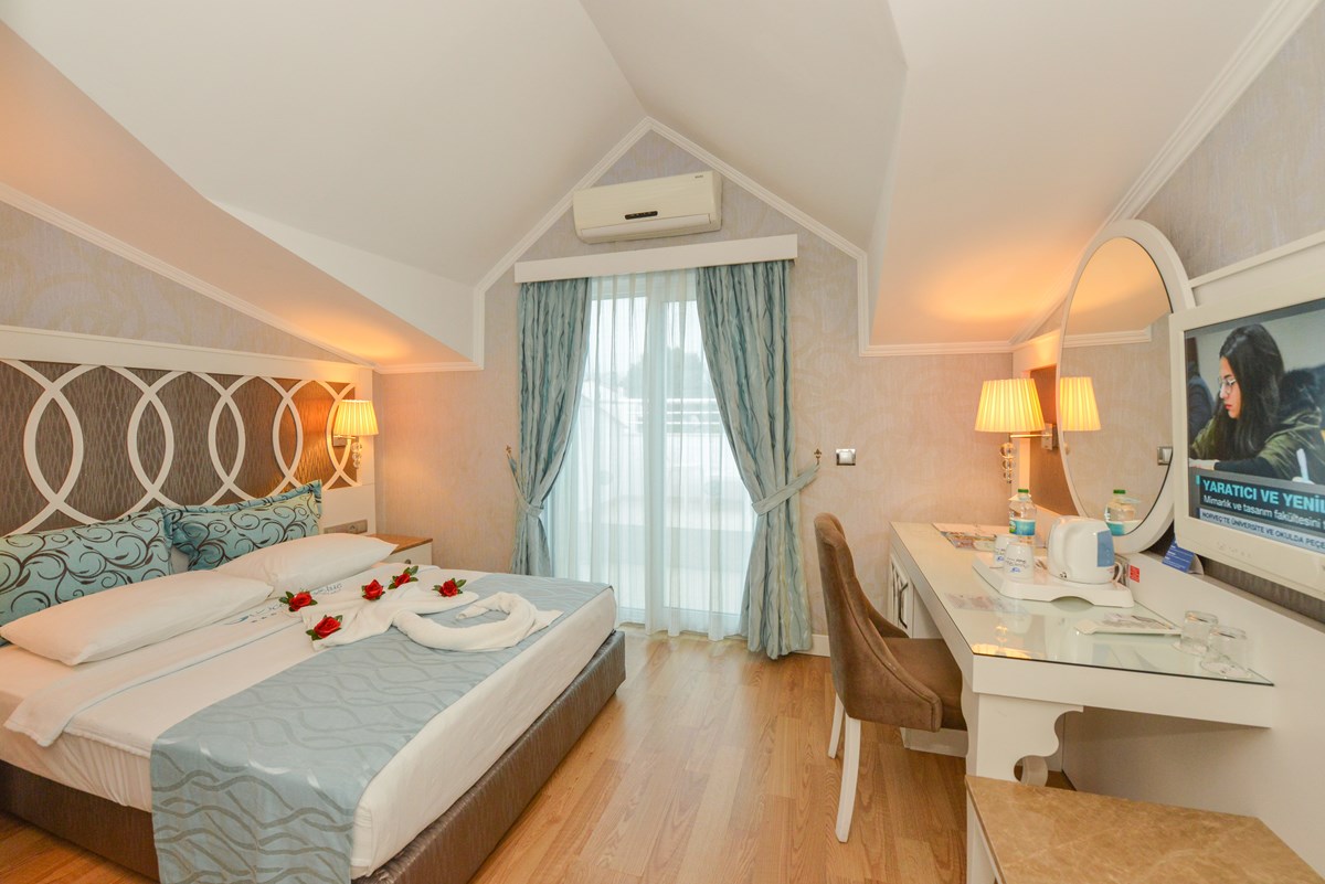 Outside View Room