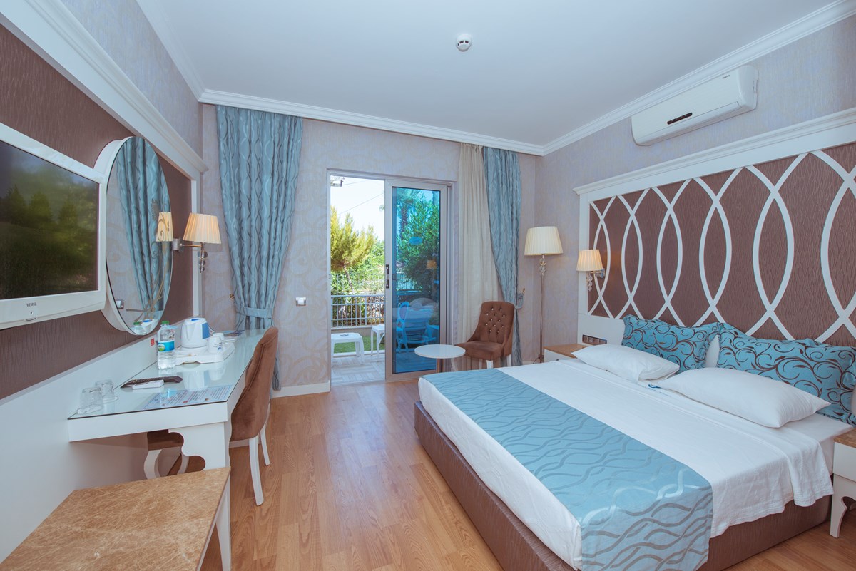 Outside View Room